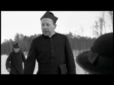 Stella Artois: Ice-skating priests